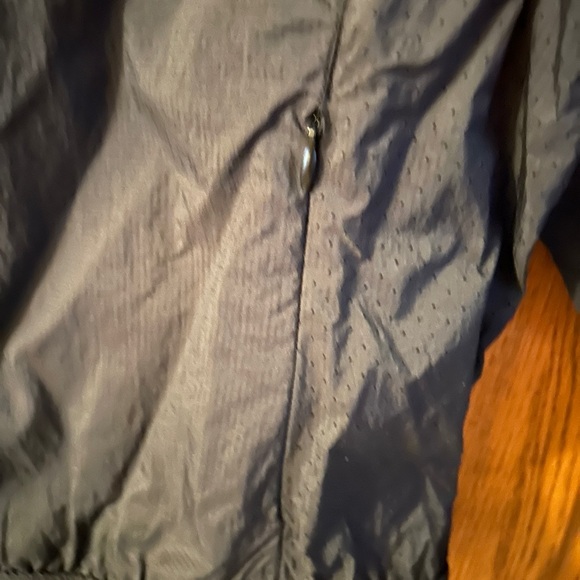 MAGGIE LANE windbreak Ladies Golf jacket - Picture 3 of 6